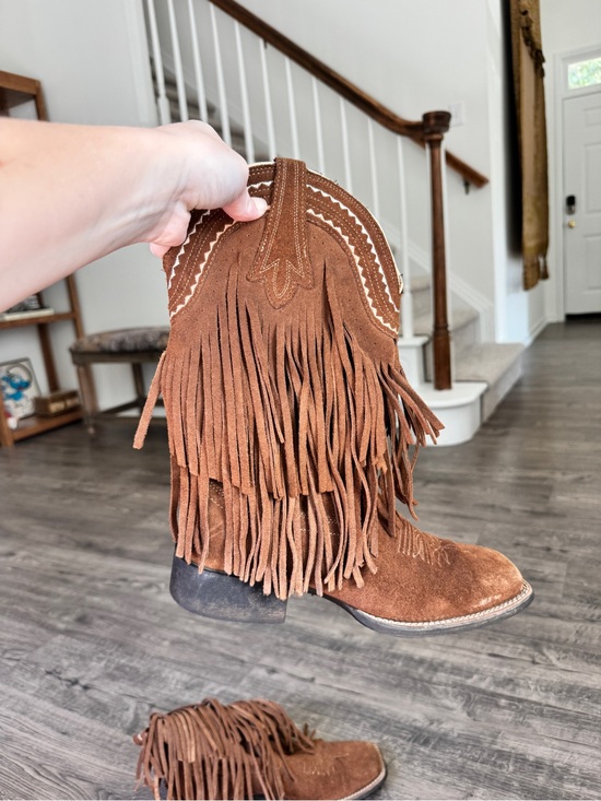 Ariat Shoes - Ariat Tan Carmel Brown Fringe Squaretoed Suede Western Cowgirl Boots